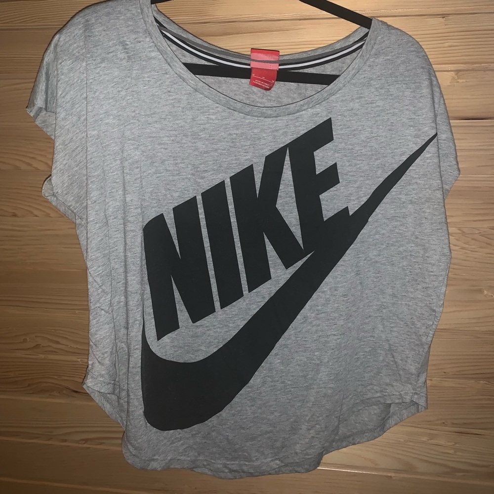 Nike Midi Crop Top